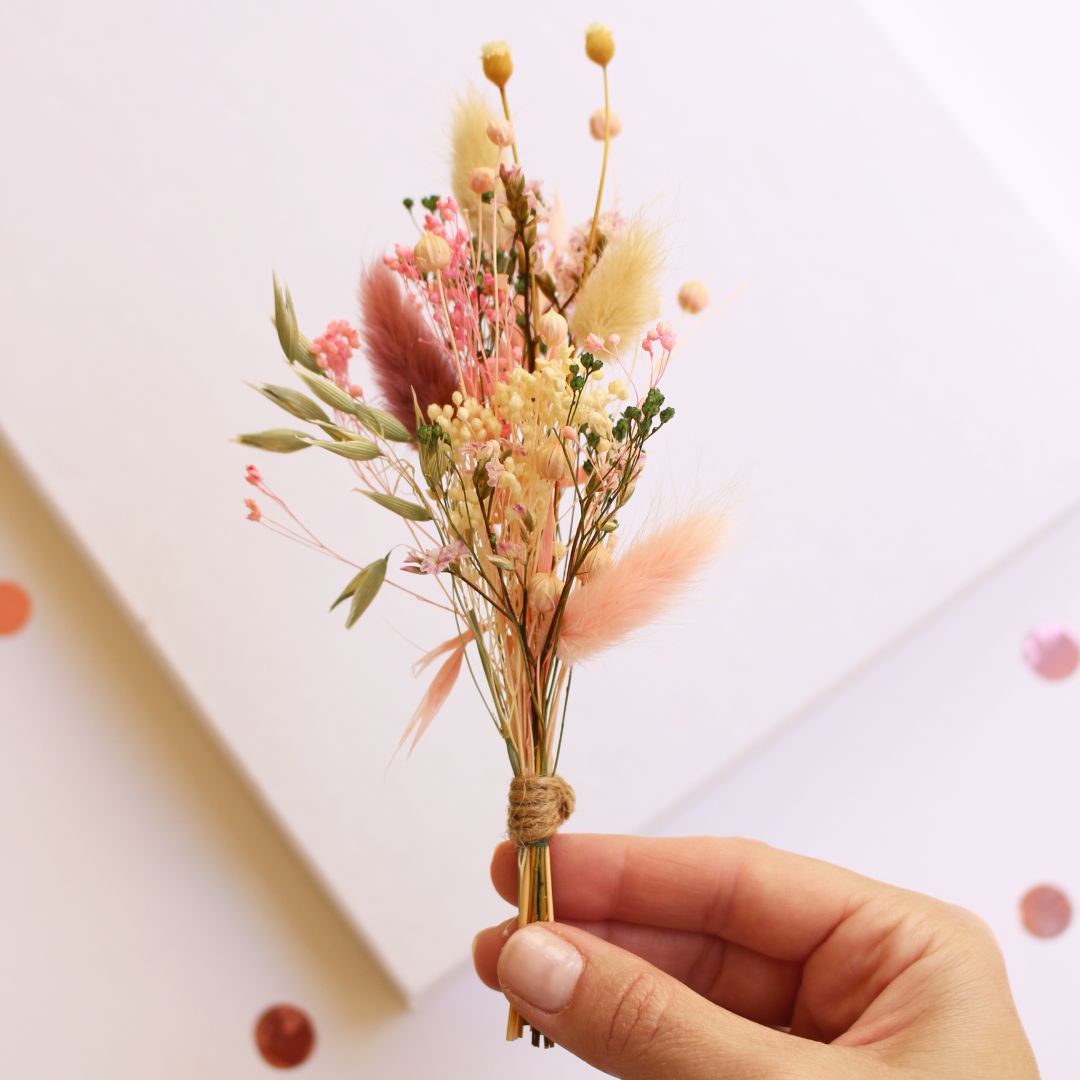Ramo de Flores Secas y Preservadas. Tonos Rosa.