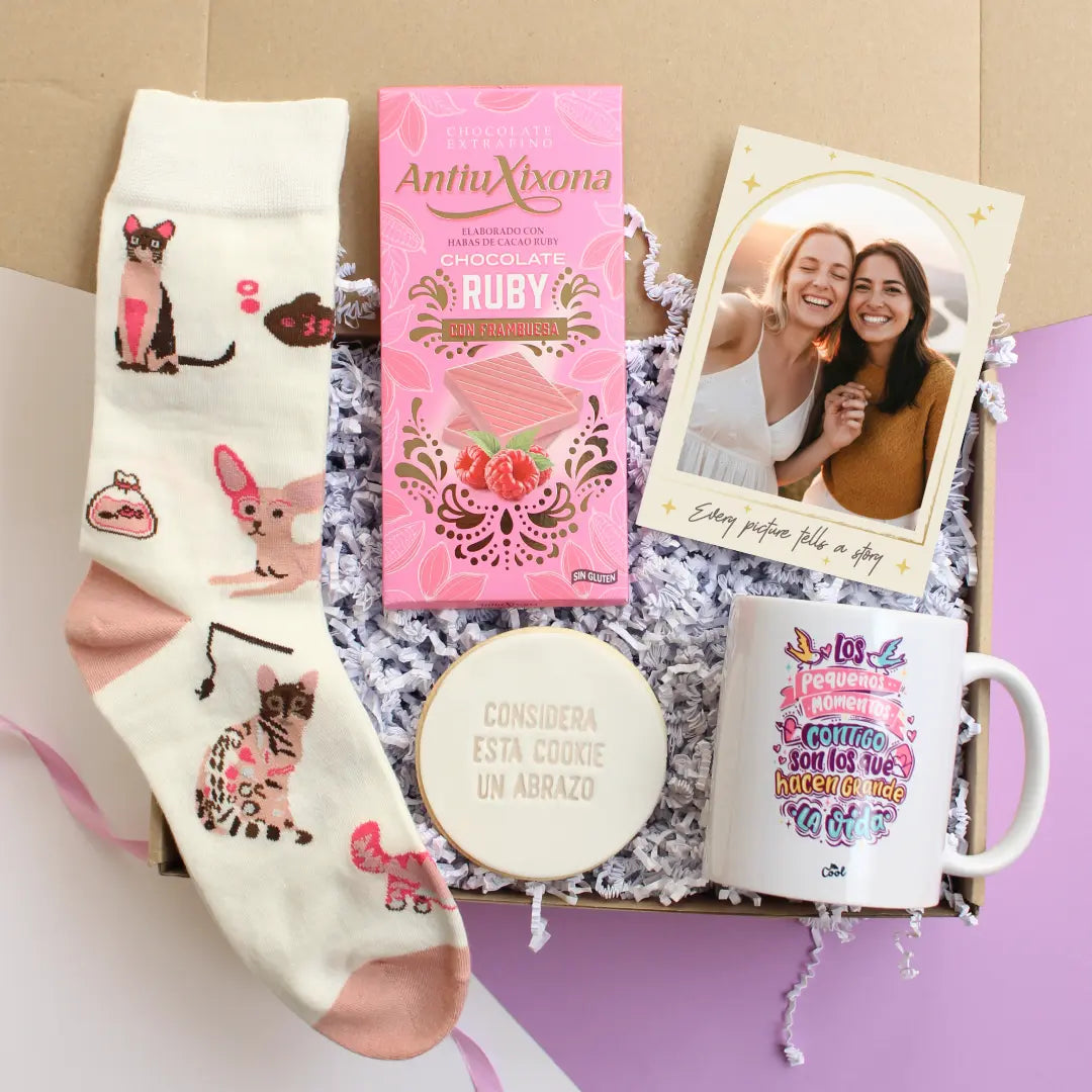 Caja regalo para amigas o parejas para enviar a domicilio de Alegra
